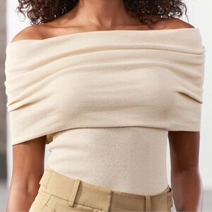 Zara Cream Off-the-Shoulder Sweater with Ribbed Knit